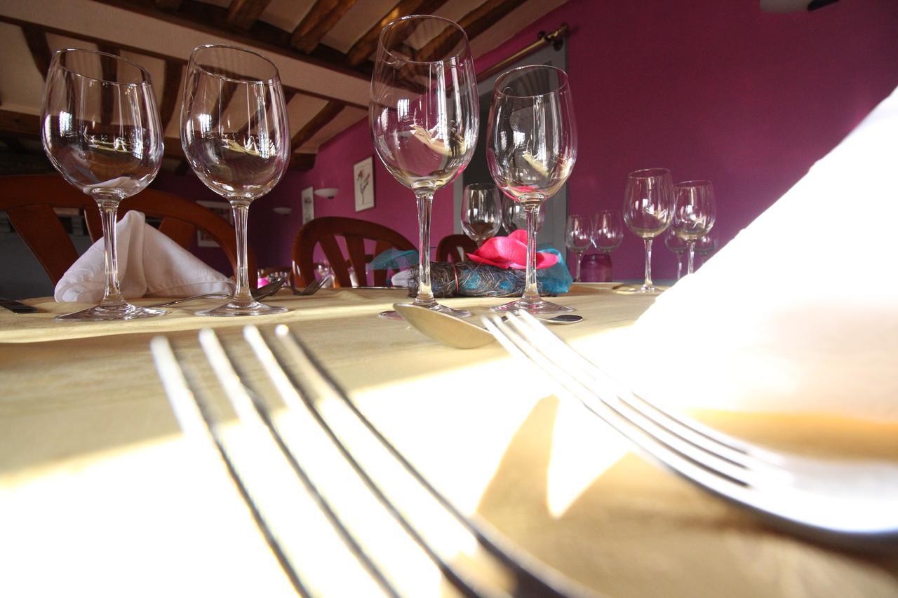 Auberge Normande Valframbert Екстериор снимка